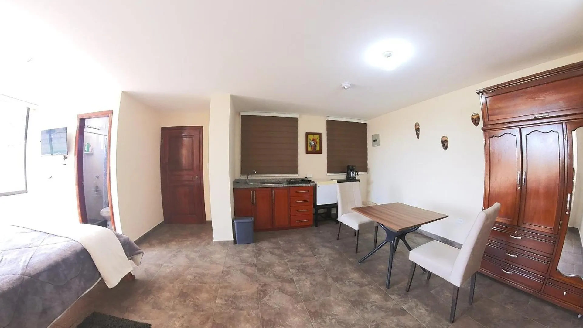 Hotel Suite Central Park Tababela كويتو الإكوادور